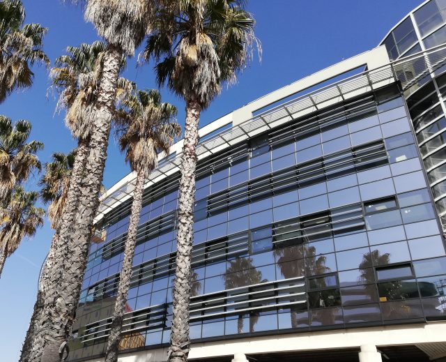 Lycée Paul Augier à Nice - rénovation énergétique - Maître d’ouvrage : Région PACA – Façadier : Barsalou