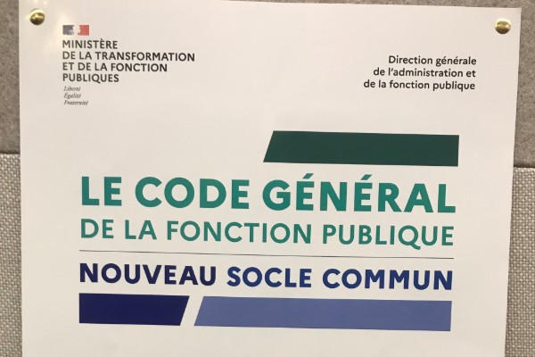 Un colloque pour présenter le code général de la fonction publique