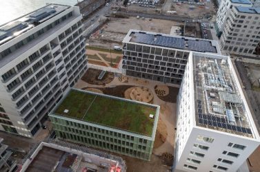 Le projet WORK#1 dans le quartier de la Confluence à Lyon (Rhône), livré par Linkcity sud-est et Bouygues bâtiment sud-est, met en œuvre le concept de réversibilité des bâtiments puisque les 5 500 m² de bureaux seront à terme réversibles en 58 logements en fonction de l’évolution des usages du quartier.