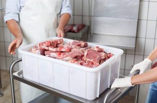 La viande de qualité, trop chère pour les cantines scolaires ?