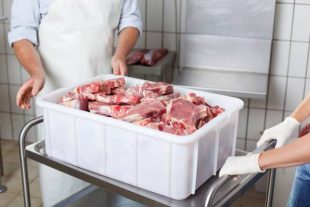 Viande à la cantine