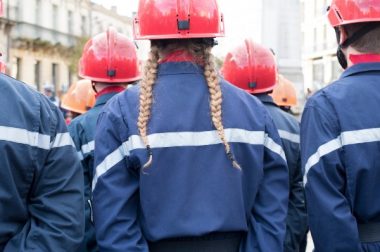 Sapeurs-pompiers volontaires : la nouvelle prestation de fidélisation au coeur de vives tensions