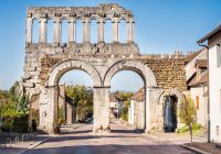 patrimoine-autun-GoldenEyesL.A.-AdobeStock_177139046