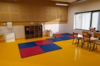 Salle des maternelles en mobilier recyclé au Sicoval à Castanet-Tolosan