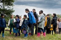 Les élèves de l'école Jacques Prévert font classe dans la forêt