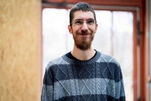 Antoine Allais Cofondateur de la recyclerie Le Repair à Pleyber-Christ (Finistère).
