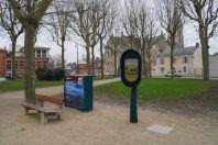 Le premier mobilier urbain éclairé par bioluminescence est en phase de test 
à Rambouillet (Yvelines).