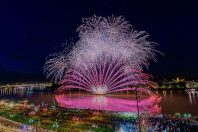 De nouvelles formulations moins impactantes sont testées chaque année au feu d’artifice du 14 juillet de Bordeaux.