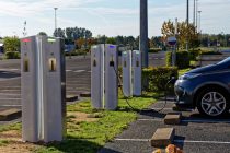 Borne recharge voiture électrique