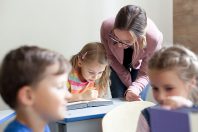 Une séance de soutien scolaire