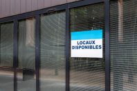 Immeuble de bureaux vides