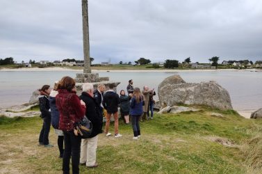 Des ambassadeurs sont formés à l’usage de CoastAppli 
à Guissény, dans le Finistère.