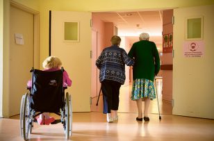 365 000 places supplémentaires en Ehpad seraient nécessaires en 2050