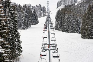 La montagne tente sa mue : deux députés formulent cinquante propositions