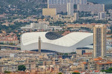 A Marseille, pour ses quinze ans, le PPP du Vélodrome devient plus favorable à la ville