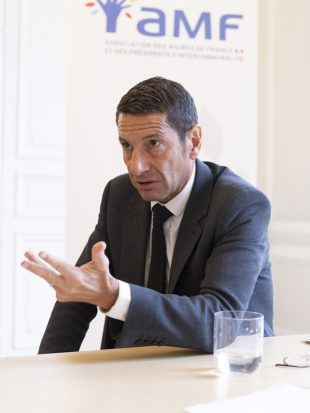 face à face, entre David Lisnard et Pierre Moscovici à l'AMF