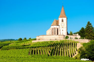 église-Hunawihr-Ht-Rhin-Richard Semik-AdobeStock_72356588