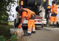 L’utilisation de sacs-poubelles transparents pour la collecte des ordures ménagères vise à améliorer
le recyclage des déchets.