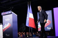 21_11_24_paris_75_106 eme congres des maires_seance de cloture_ discours andre laignel_david lisnard_michel barnier premier ministre