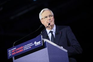 21_11_24_paris_75_106 eme congres des maires_seance de cloture_ discours andre laignel_david lisnard_michel barnier premier ministre
