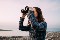 jumelles-vue-Alex Photo-AdobeStock_431843306