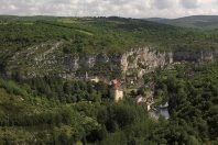 Cabrerets, le château et le village