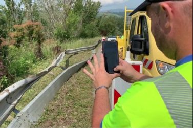 Optiroute permet aux agents de signaler en temps réel
les anomalies sur les routes départementales de l'Isère.