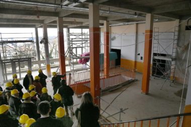 Visite de chantier de mise aux normes accessibilité de la MJC Lyon Duchère.