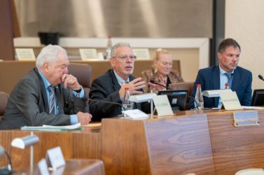 Assemblée constitutive de Var ingénierie avec, au centre, Jean-Louis Masson, président du CD83.