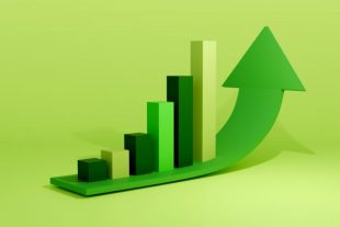 Diagramm mit grünem Pfeil symbolisiert Wachstum und Erfolg in der Wirtschaft, Aufschwung und positive Entwicklung