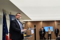 Luc Carvounas (ici en janvier), s'inquiète de la capacité des CCAS à répondre encore aux besoins sociaux.
