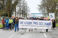 ENVIRONNEMENT - manifestation Stop Micro