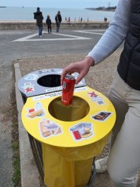 Poubelle biflux