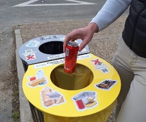 Poubelle biflux
