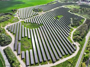 À Vauvoix, une centrale solaire au cœur de la souveraineté énergétique de la métropole d'Amiens