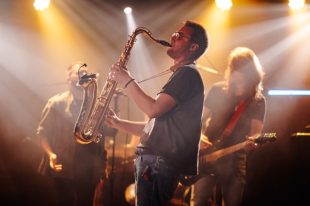 musique-Zamrznuti tonovi-AdobeStock_1081209201