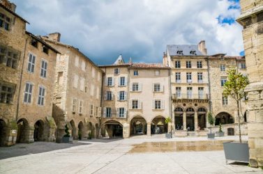Le plan de sauvegarde et de mise en valeur identifie des immeubles à préserver et/ou à rénover, 
mais permet aussi la démolition de certains autres.