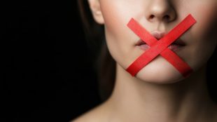 censure-Sébastien Jouve-AdobeStock_1357216438