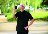 Guillaume Delsaux, le cantinier qui fait le buzz