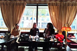 Isabelle Santiago (à gauche) était l'invité de l'Ajis aux côtés de Céline Goeury et Diodio Metro