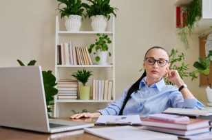 IA dans le travail social : des limites à fixer