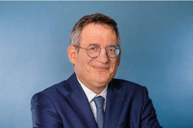 « Il n’y a pas que le prix qui compte dans la commande publique » – Edward Jossa