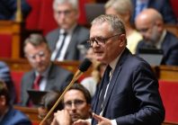 « Les collectivités doivent réfléchir à la réduction du millefeuille territorial » – Philippe Juvin