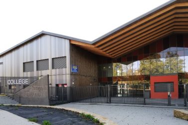 Le collège François-Truffaut a fait l'objet d'une reconstruction.