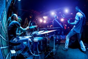 concert-Andrei Armiagov-AdobeStock_60461063
