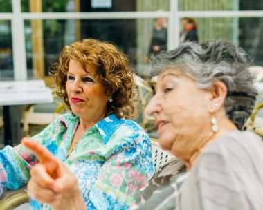 Personnes âgées café