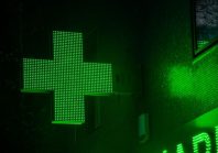 Extinction nocturne des enseignes lumineuses : les villes jouent la carte de la pédagogie