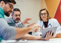 Médecin réunion docteur