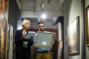 Musee-professionnels-Seventyfour-AdobeStock_247185798