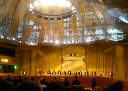COUR-DE-JUSTICE